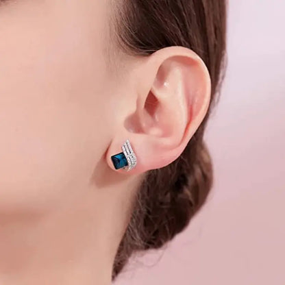 Lustrous  Sapphire Jewelry Set
