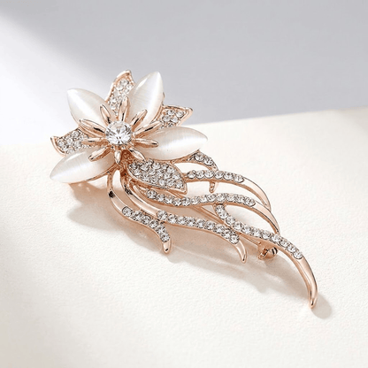 Elegant Floral Gold Brooch