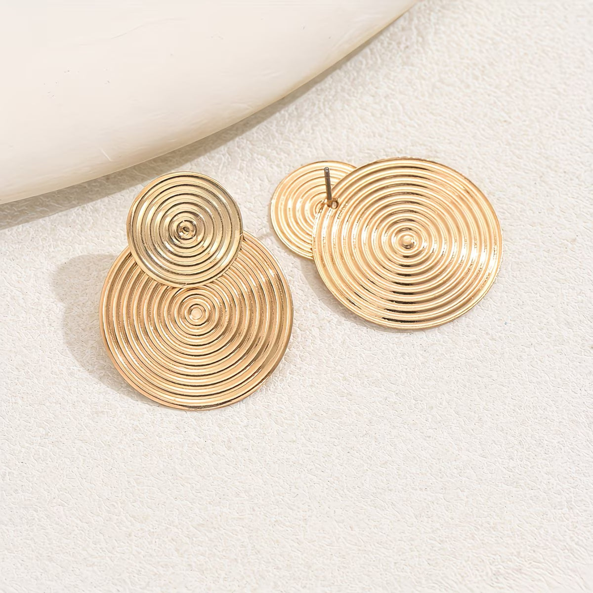 Unique Golden Beauty Earrings