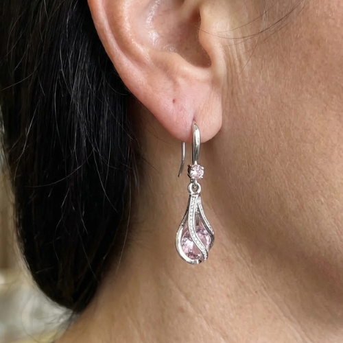 Classy Twisted Rosé Sapphrie Earrings