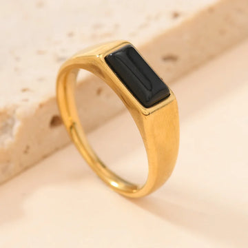 Black / 6