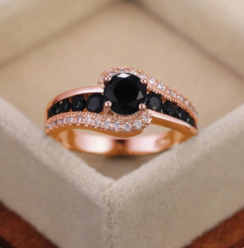 Rose Gold Onyx / 6