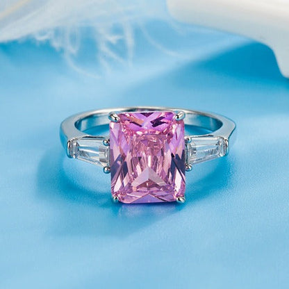 Elegant Rosé Sapphire Radiance Ring
