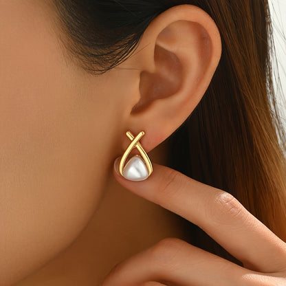 Elegant Vintage-Inspired Pearl Drop Earrings
